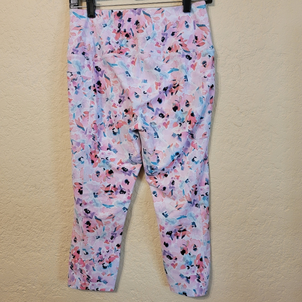 RBK Women's Floral Cropped Leggings Sz L - Picture 2 of 3